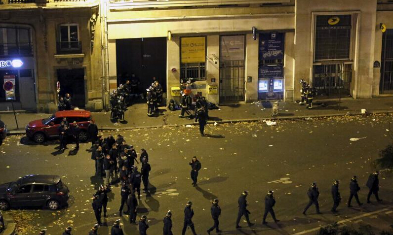 巴黎遭遇系列恐怖袭击事件 致140人遇难